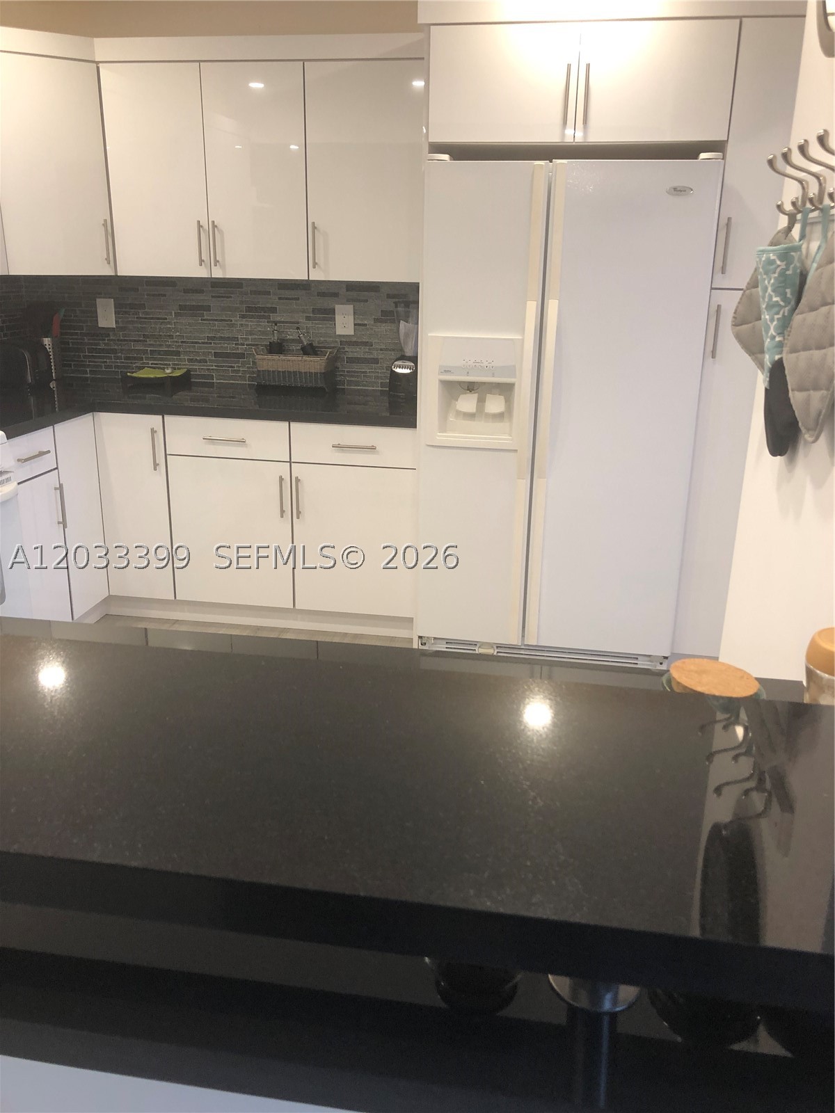 PARKER PLAZA ESTATES COND - Residential