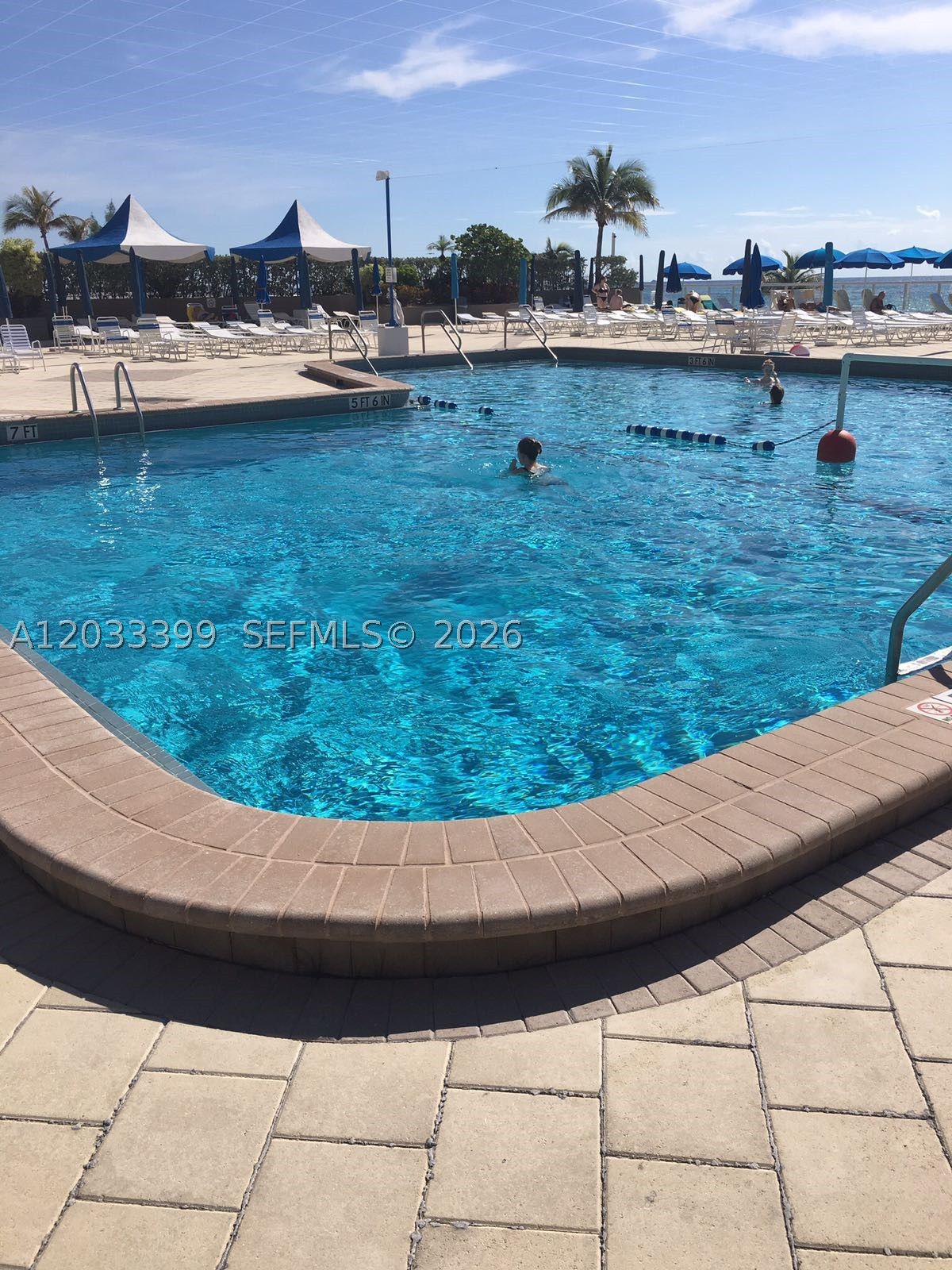 PARKER PLAZA ESTATES COND - Residential