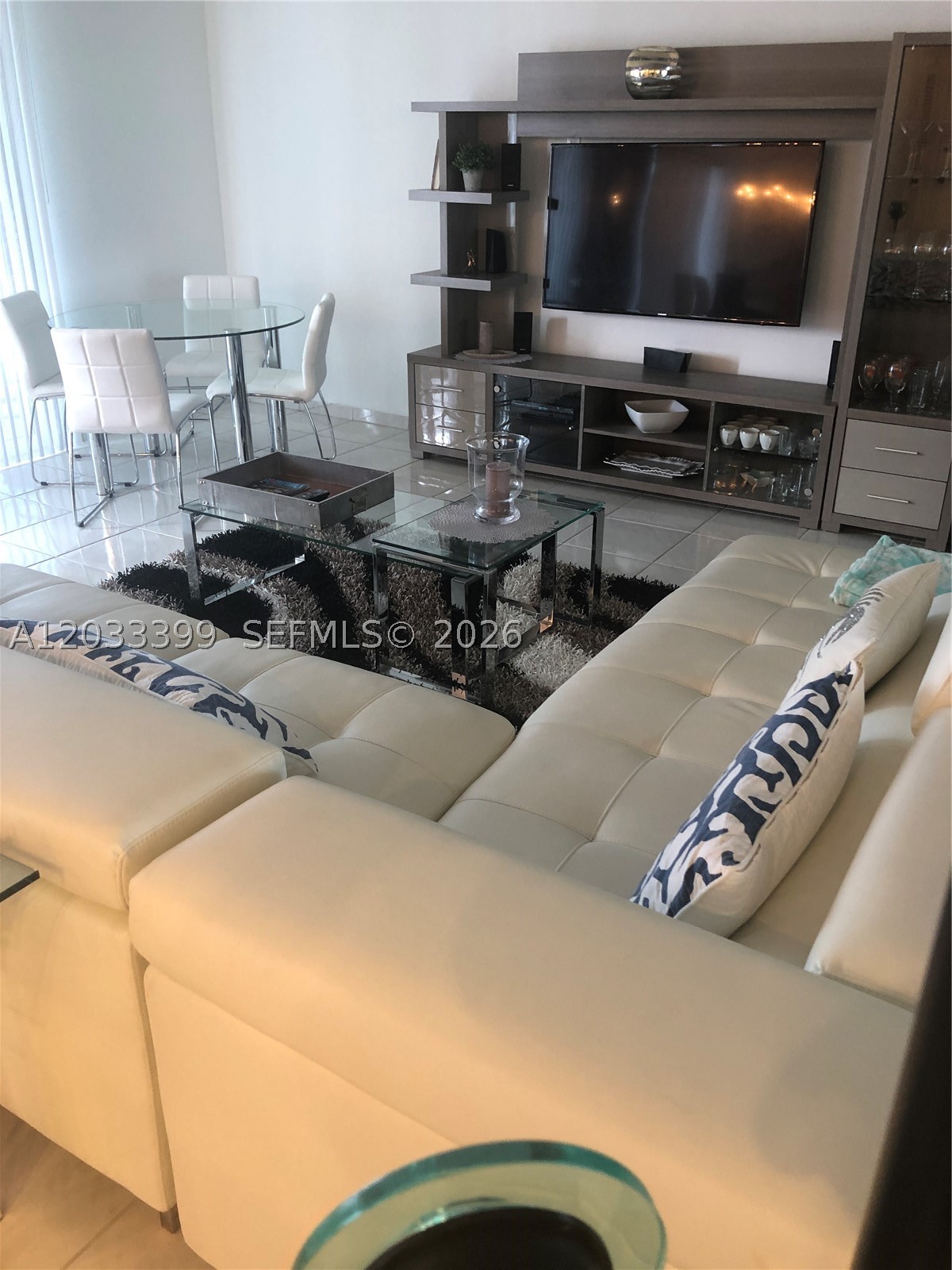 PARKER PLAZA ESTATES COND - Residential