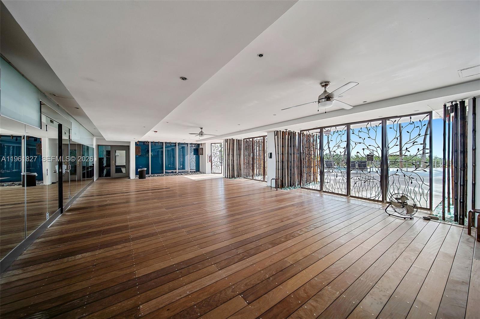CENTRAL CARILLON BEACH CO - Residential