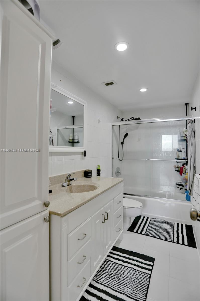 ARLEN HOUSE CONDO - Residential