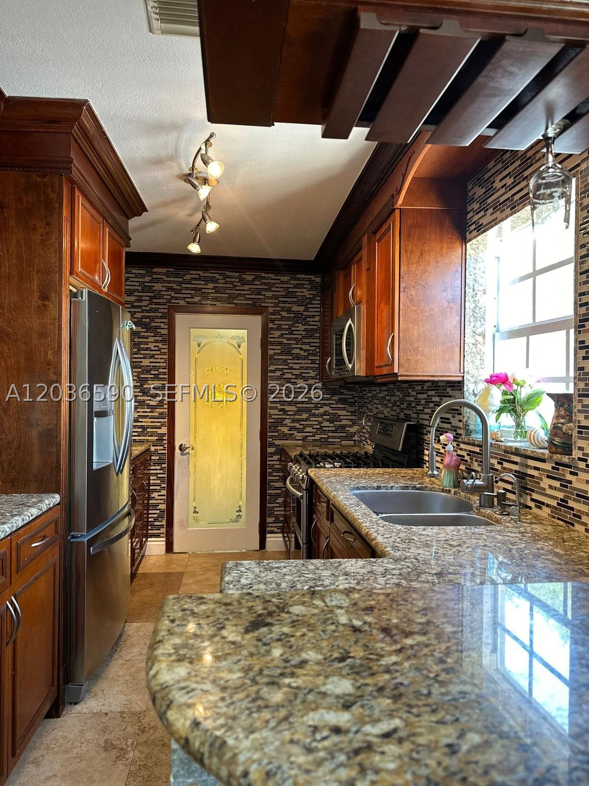 RO-LEN ACRES 2ND ADD - Residential Lease