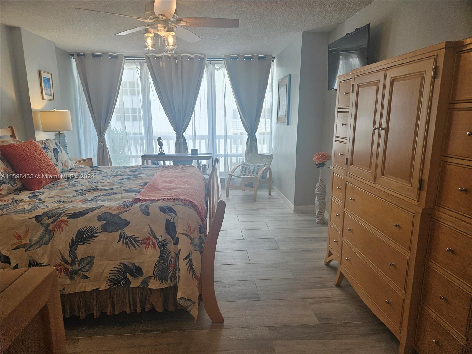 OCEAN CLUB CONDO - Residential