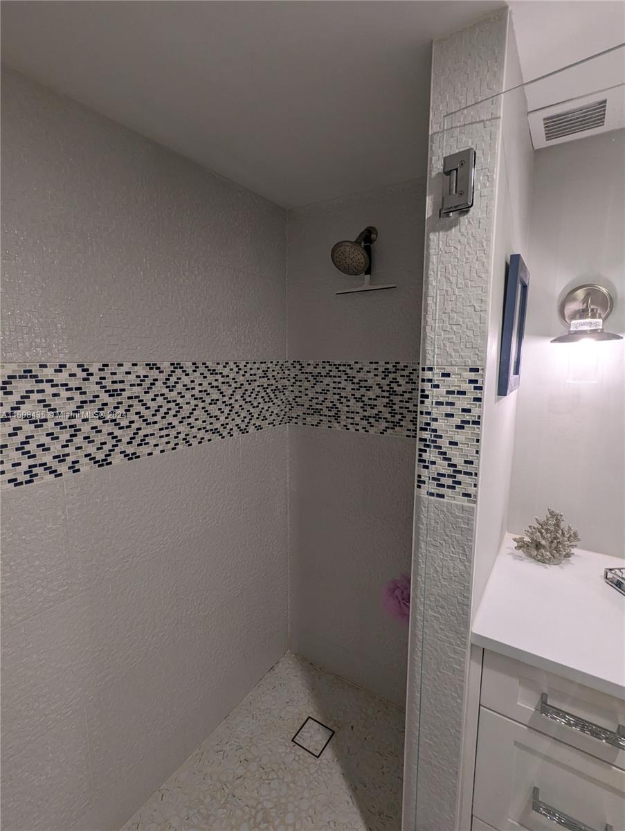 OCEAN CLUB CONDO - Residential