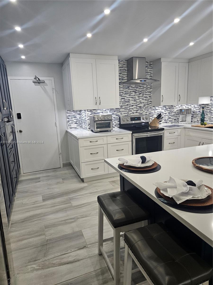OCEAN CLUB CONDO - Residential
