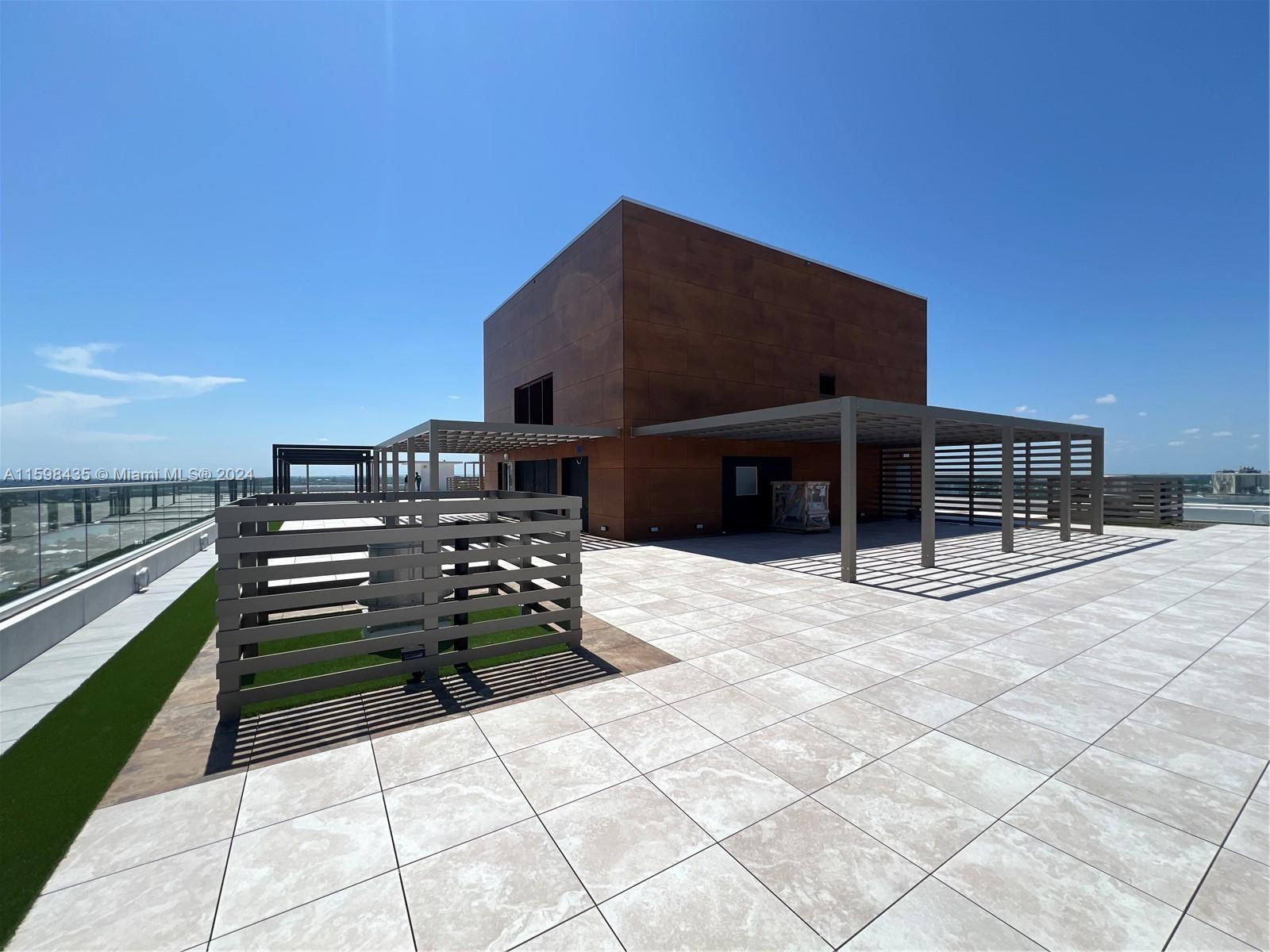 OCEAN CLUB CONDO - Residential