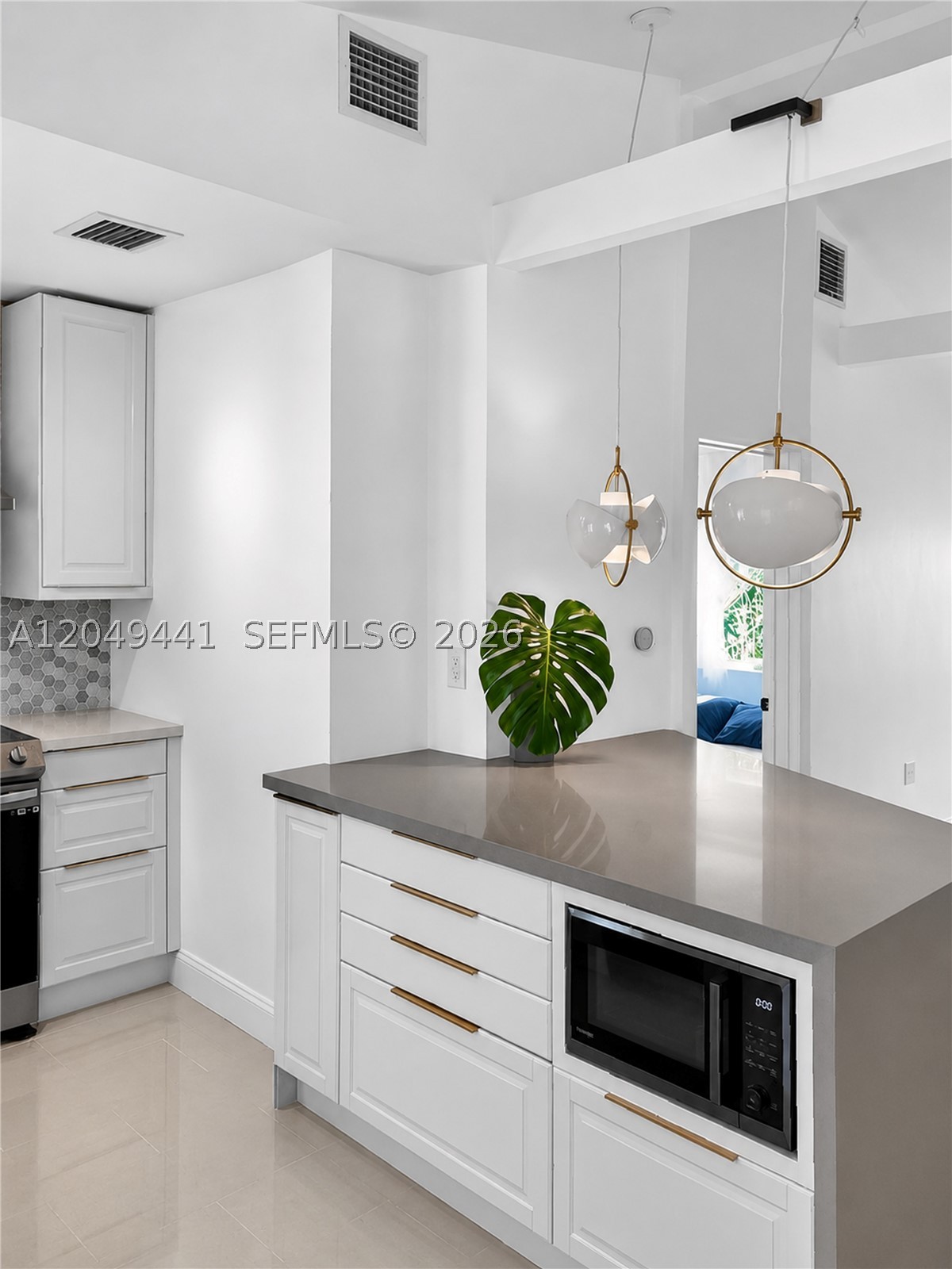 525 NE 63 STREET CONDO - Residential Lease