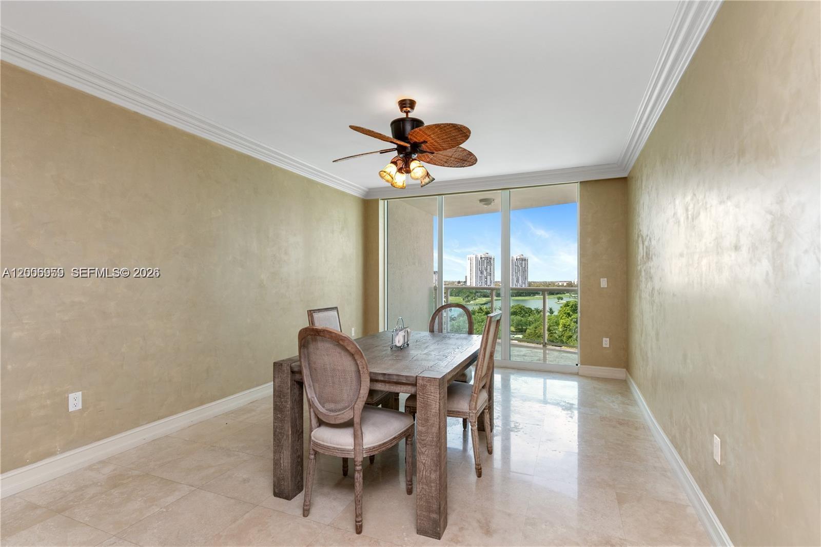 HAMPTONS SOUTH CONDO - Residential