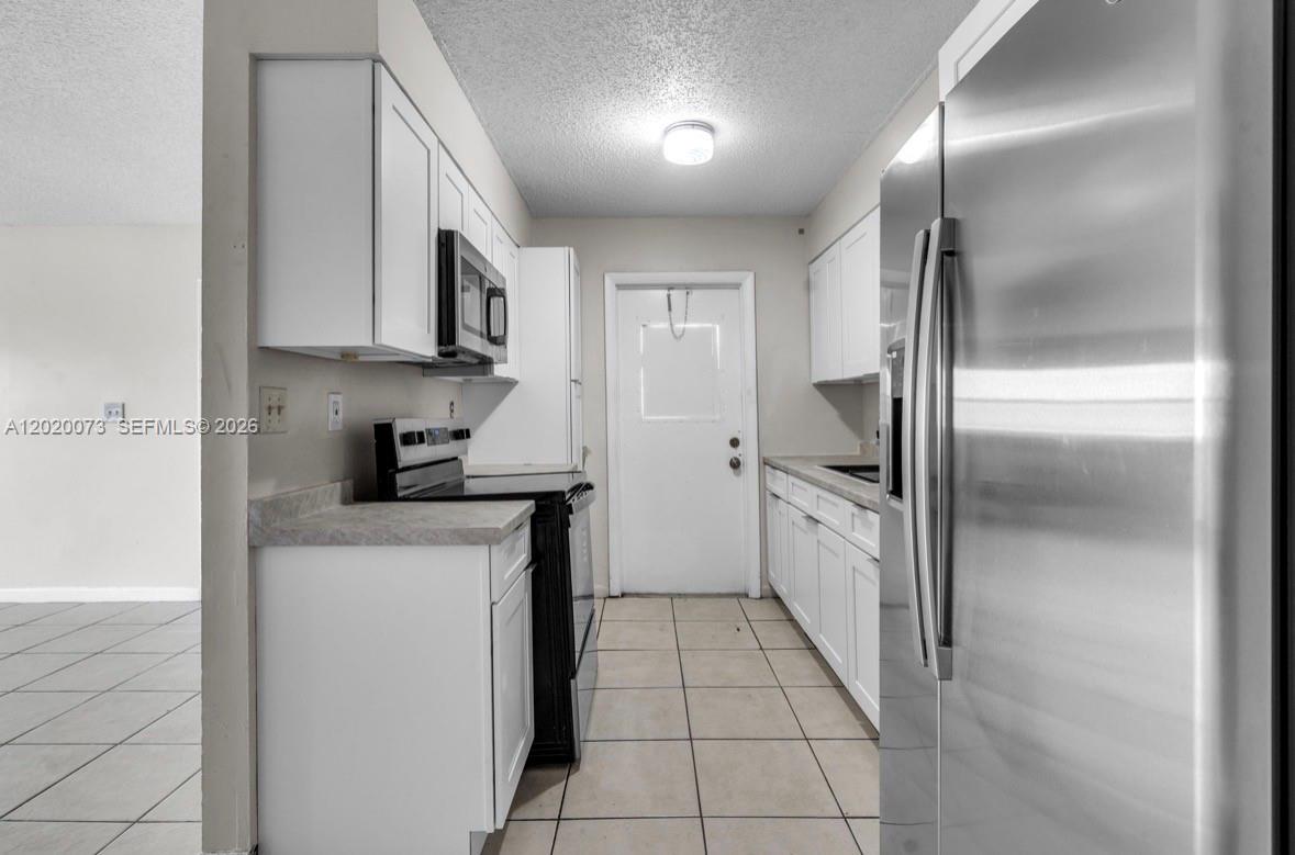 ELMVALE CONDO - Residential