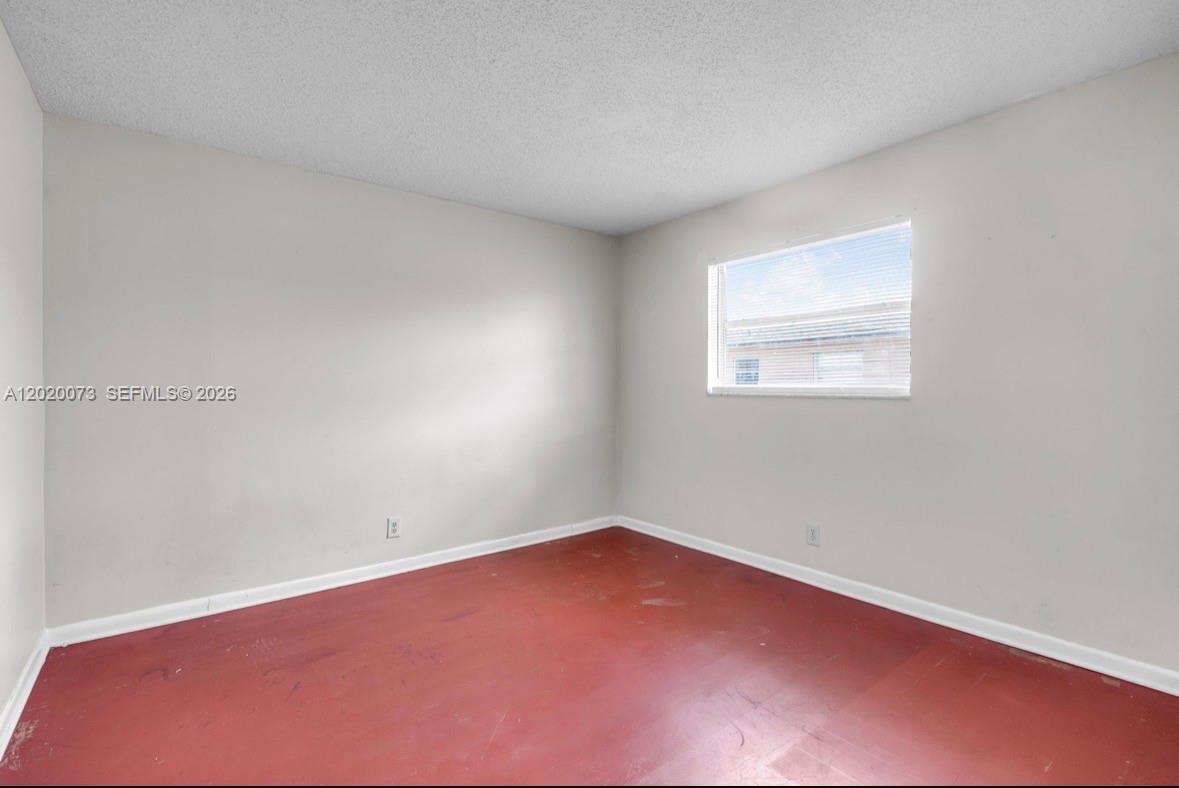 ELMVALE CONDO - Residential