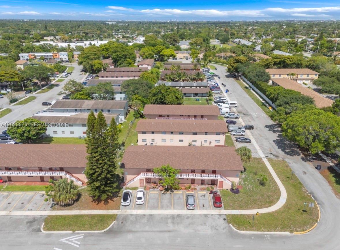 ELMVALE CONDO - Residential