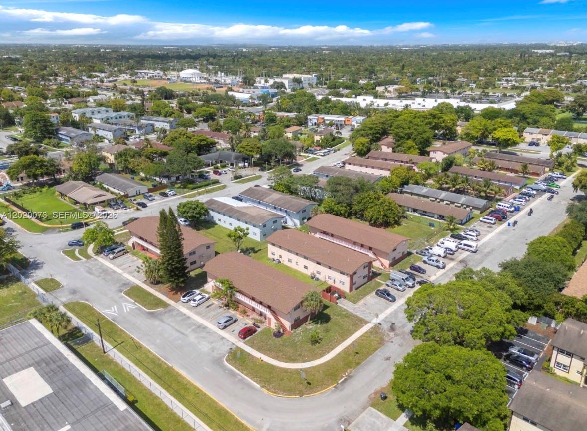 ELMVALE CONDO - Residential