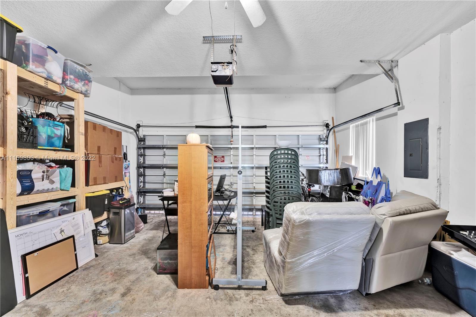 MIRENS PLACE - Residential