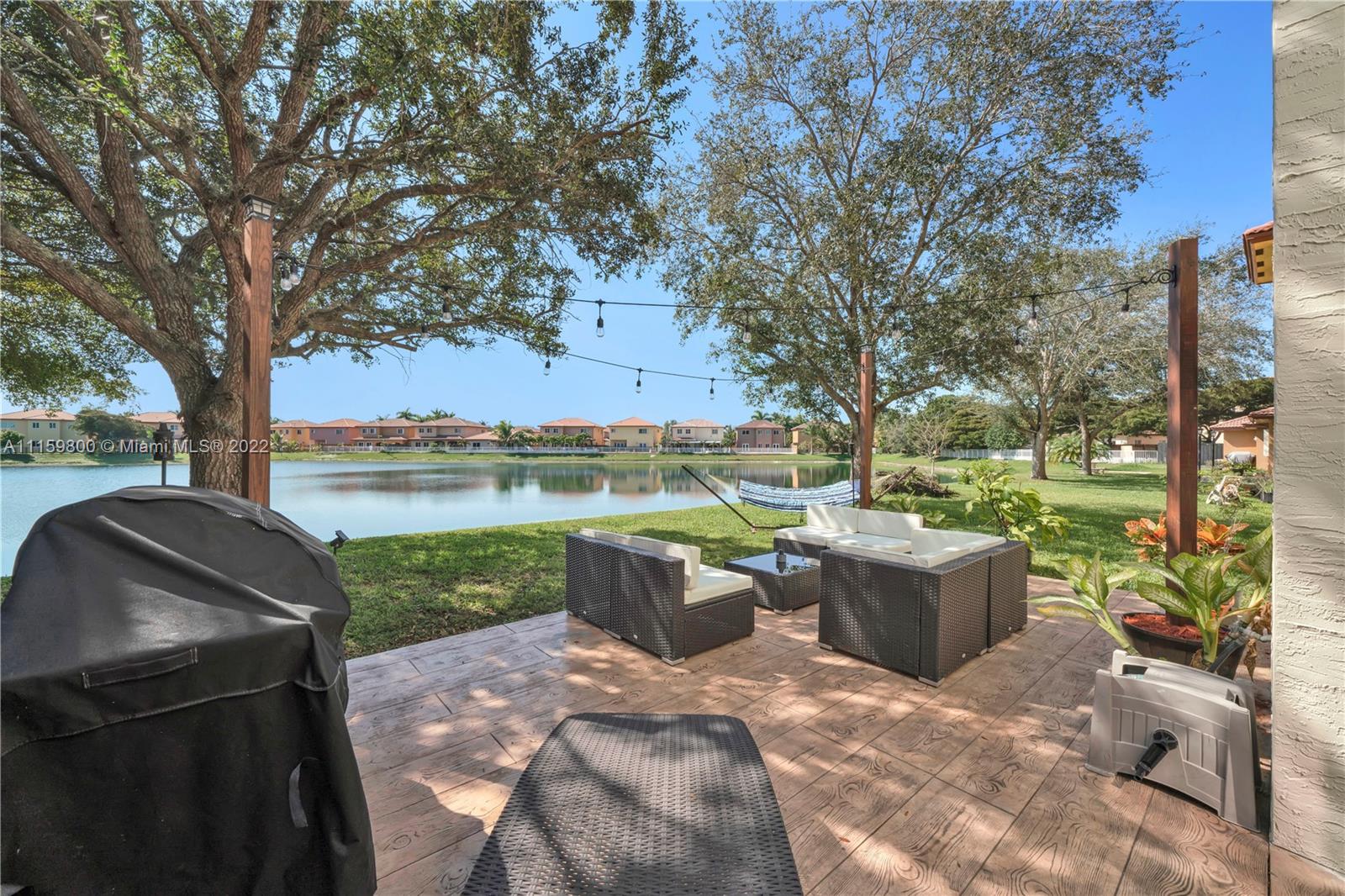 MIRENS PLACE - Residential