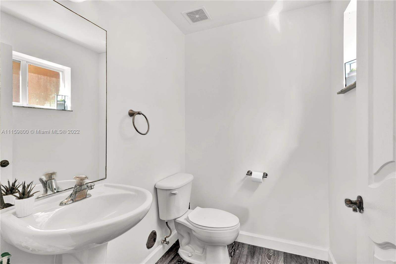 MIRENS PLACE - Residential