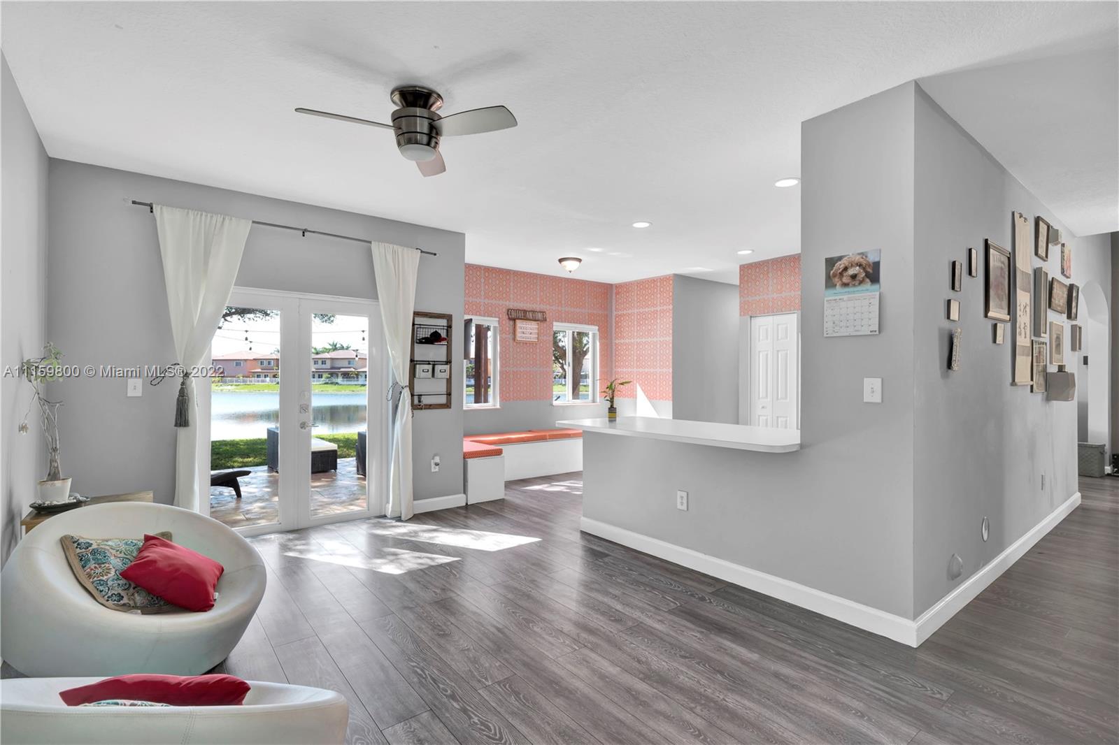 MIRENS PLACE - Residential