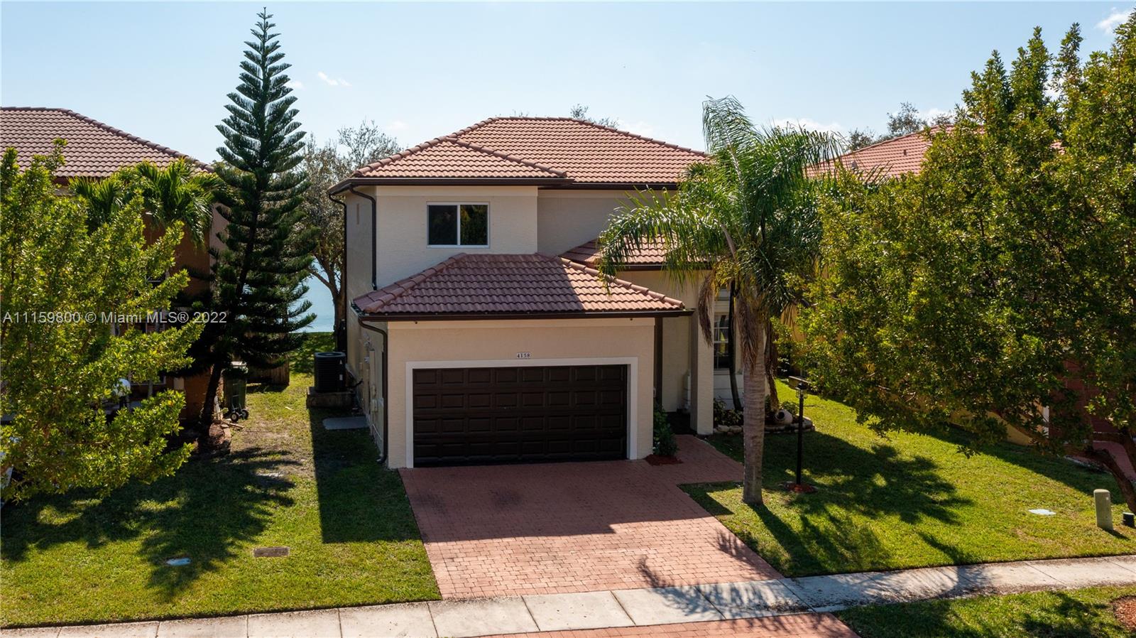 MIRENS PLACE - Residential