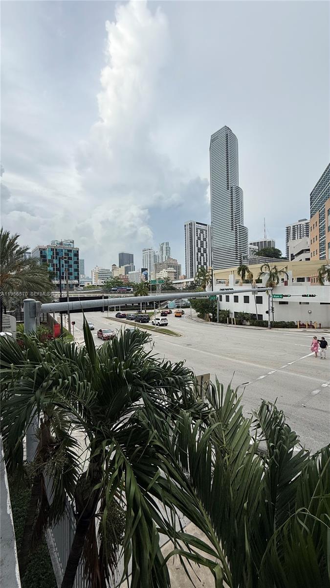 WIND CONDO - Residential