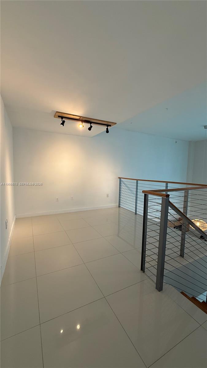 WIND CONDO - Residential