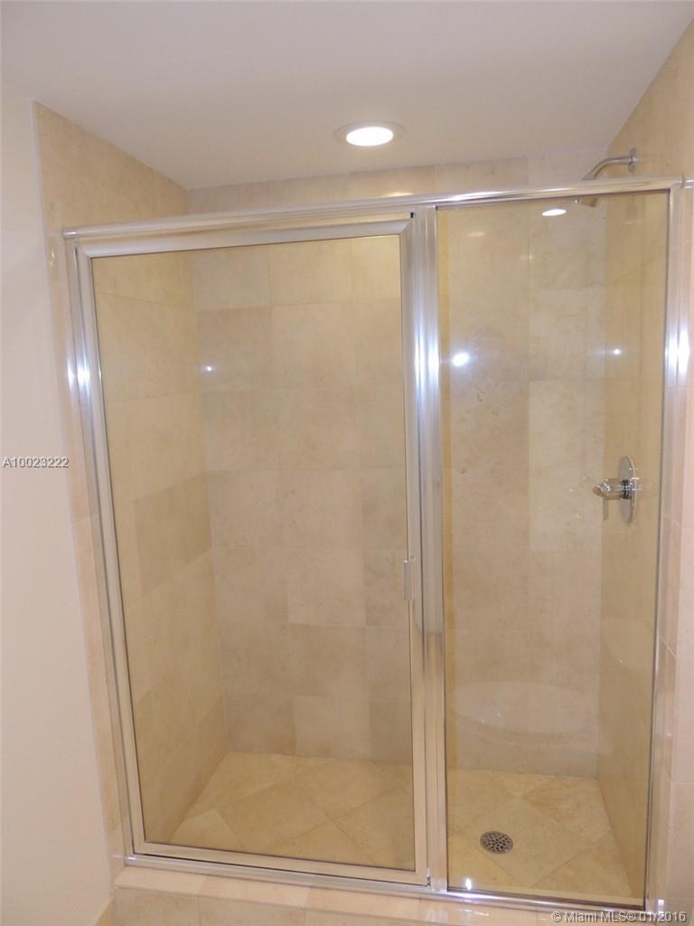 Beach Club Condo - Residential Lease