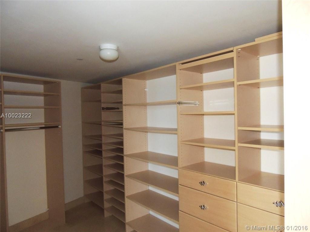 Beach Club Condo - Residential Lease