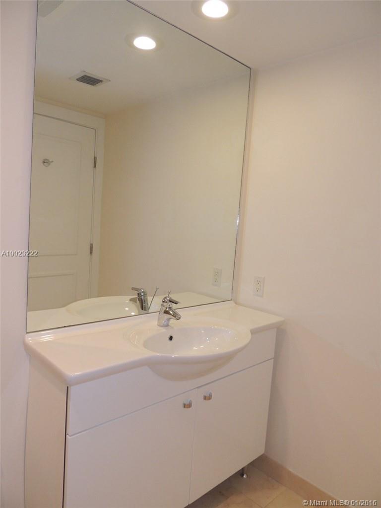 Beach Club Condo - Residential Lease
