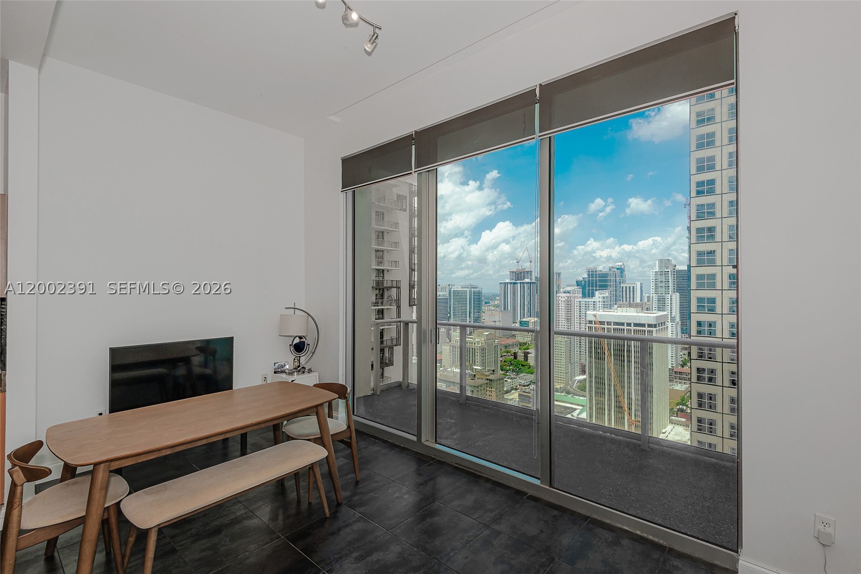 Met 1 - Residential