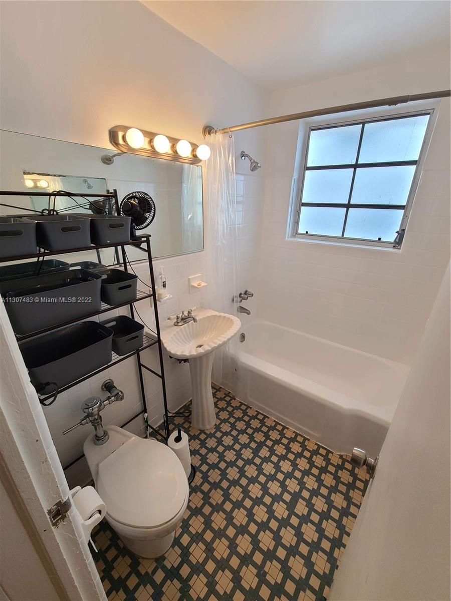 DECOLUX CONDO - Residential