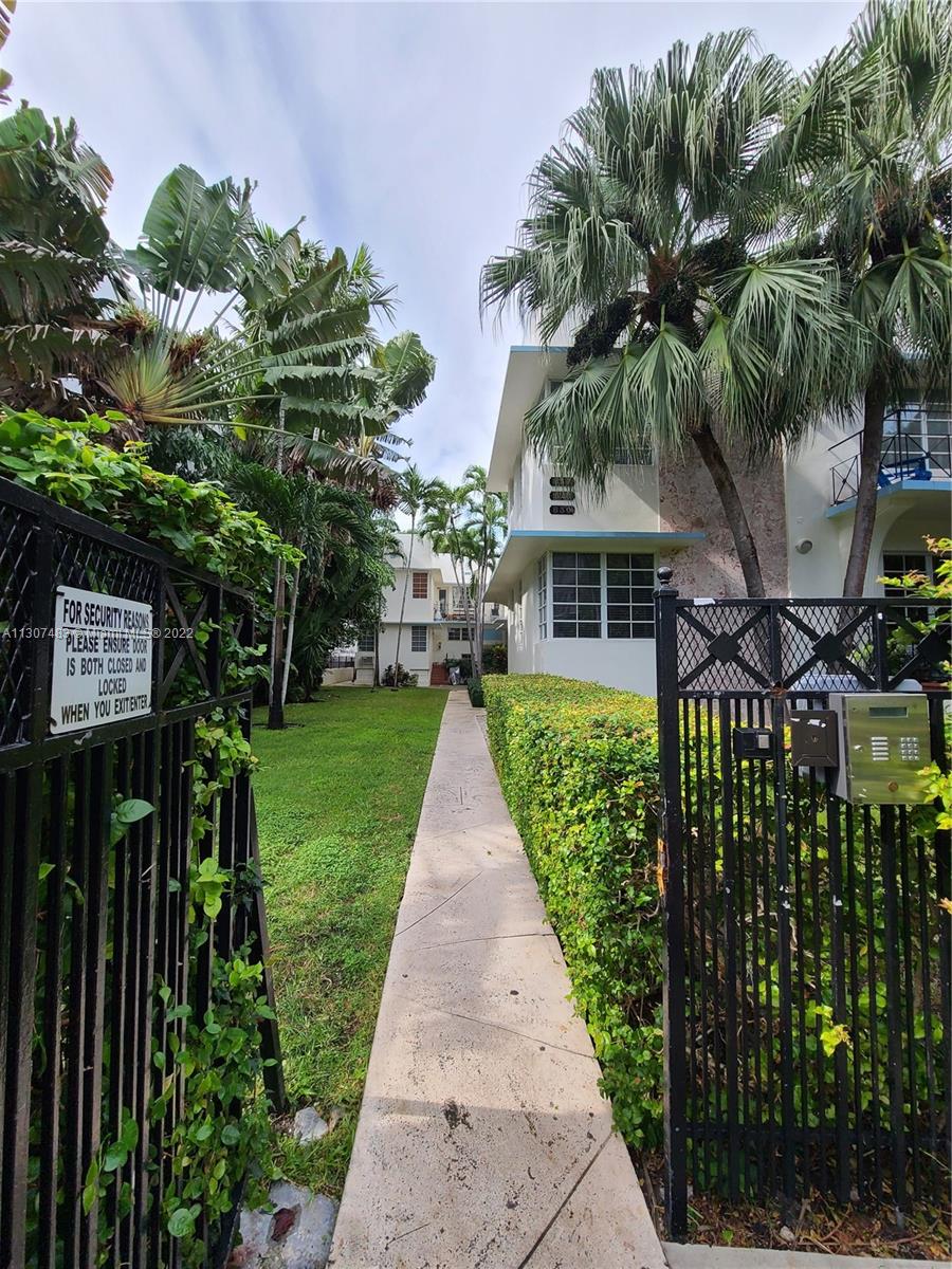 DECOLUX CONDO - Residential