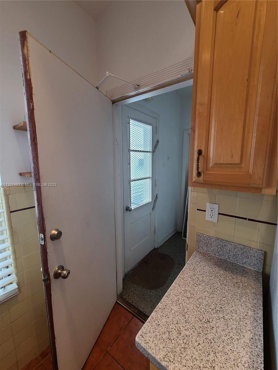 DECOLUX CONDO - Residential