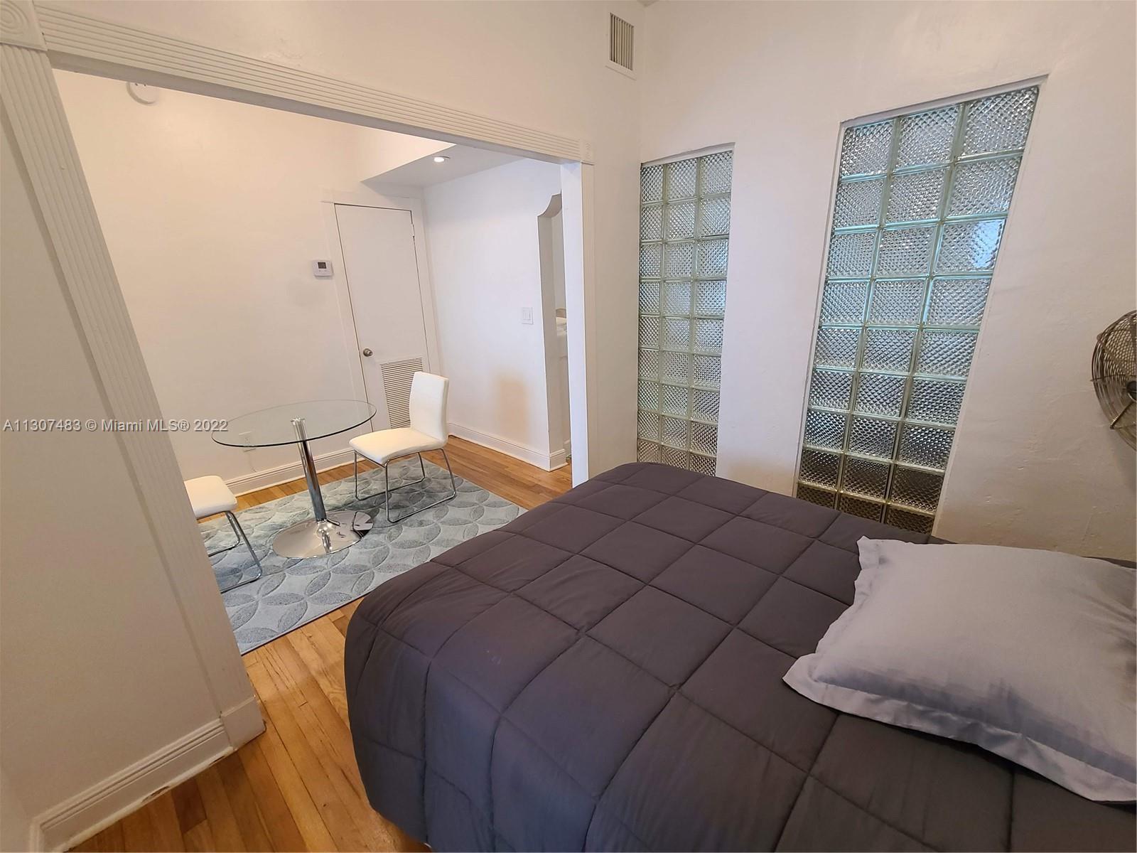 DECOLUX CONDO - Residential