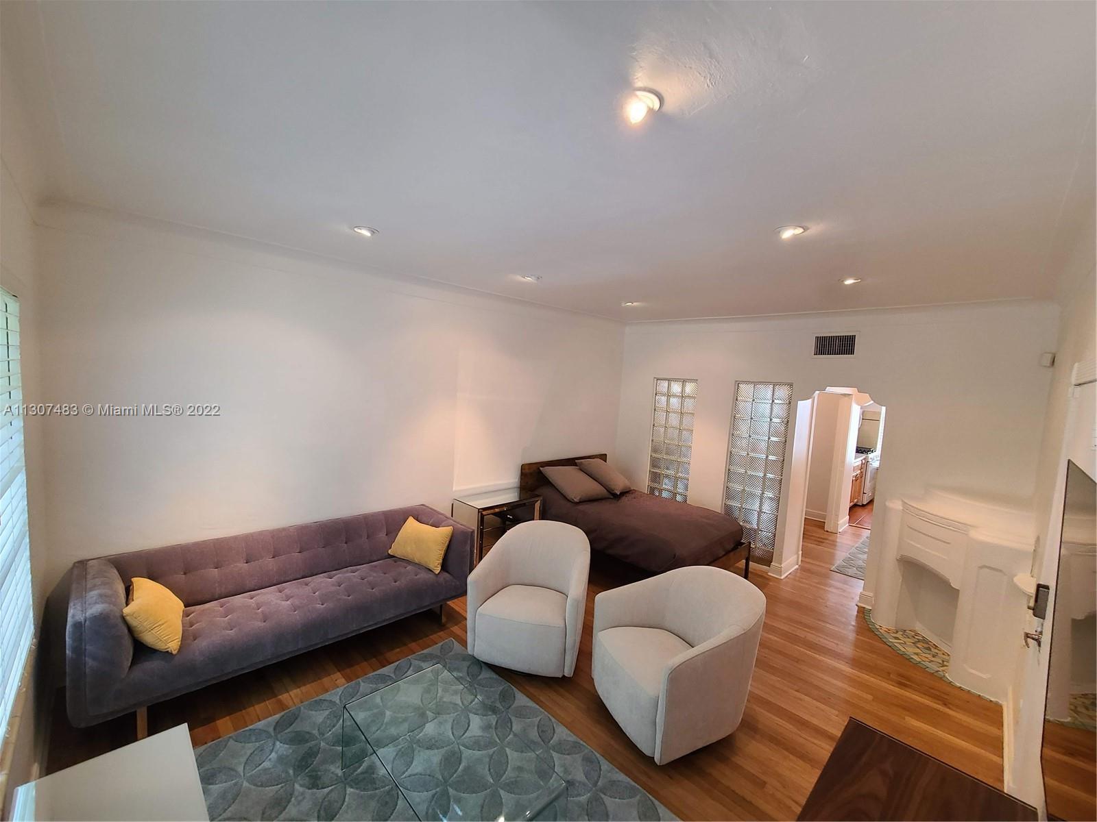 DECOLUX CONDO - Residential
