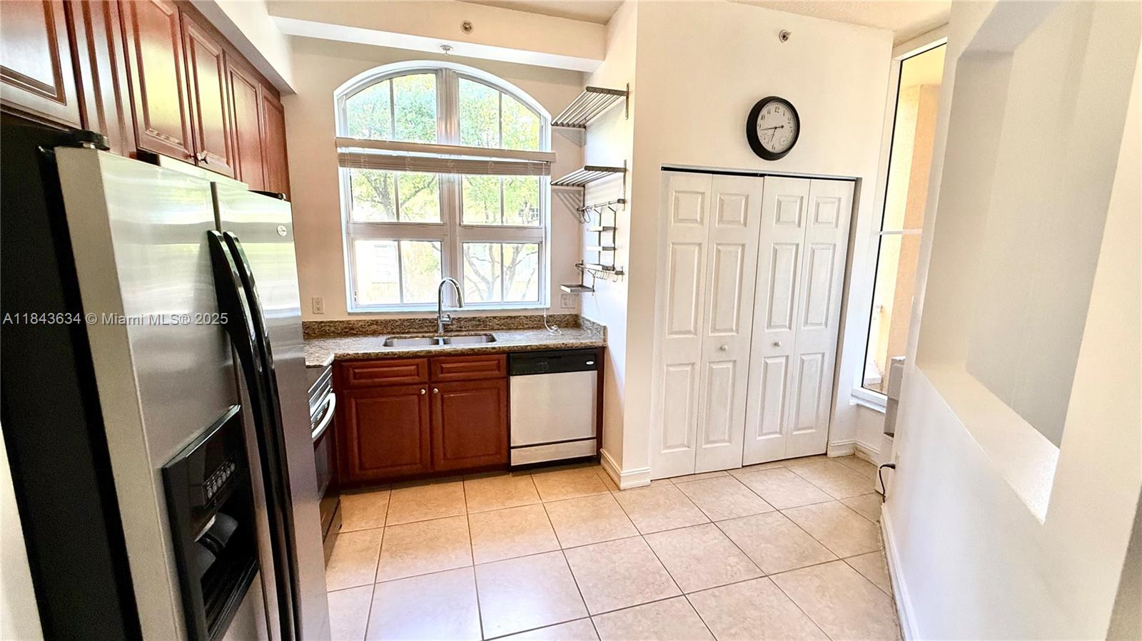 ALAQUA CONDO - Residential Lease