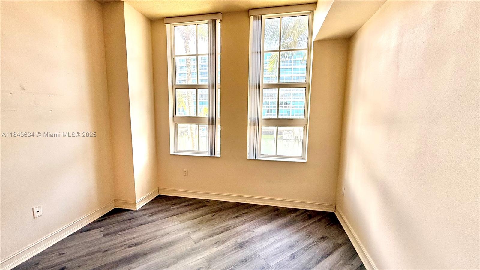ALAQUA CONDO - Residential Lease