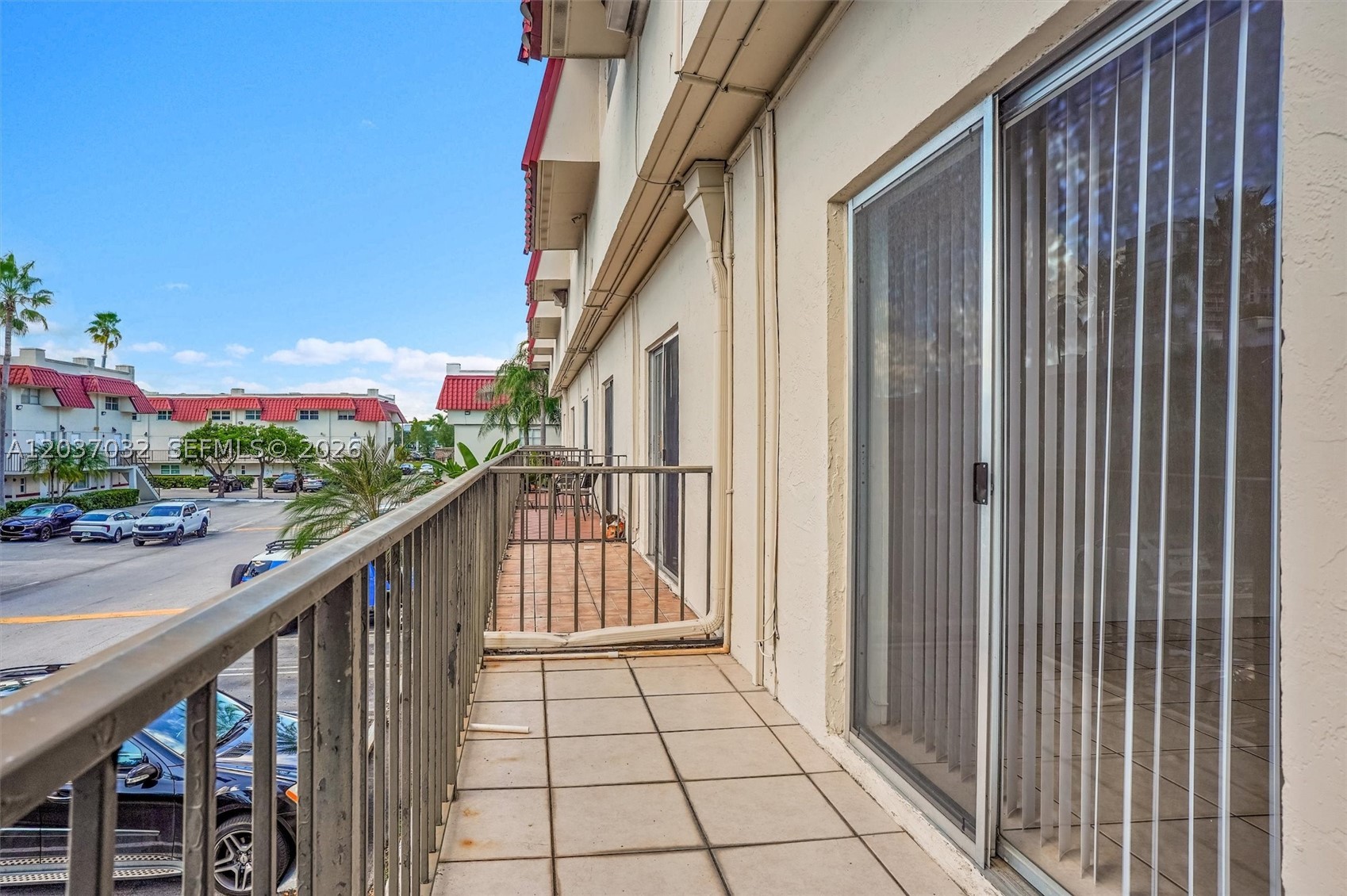 VILLAS OF PINECREST CONDO - Residential