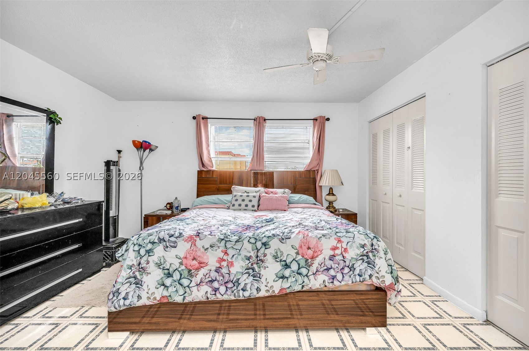 WESTLAND MANORS EAST COND - Residential