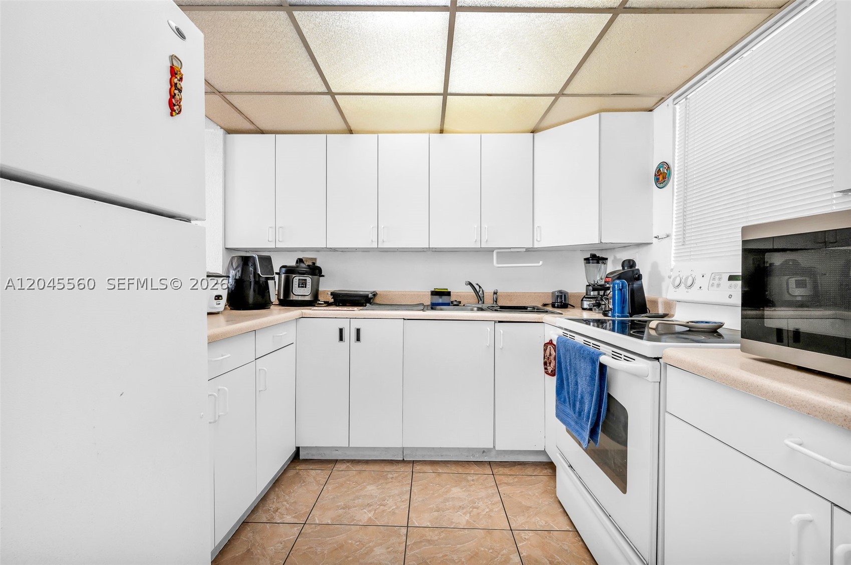 WESTLAND MANORS EAST COND - Residential