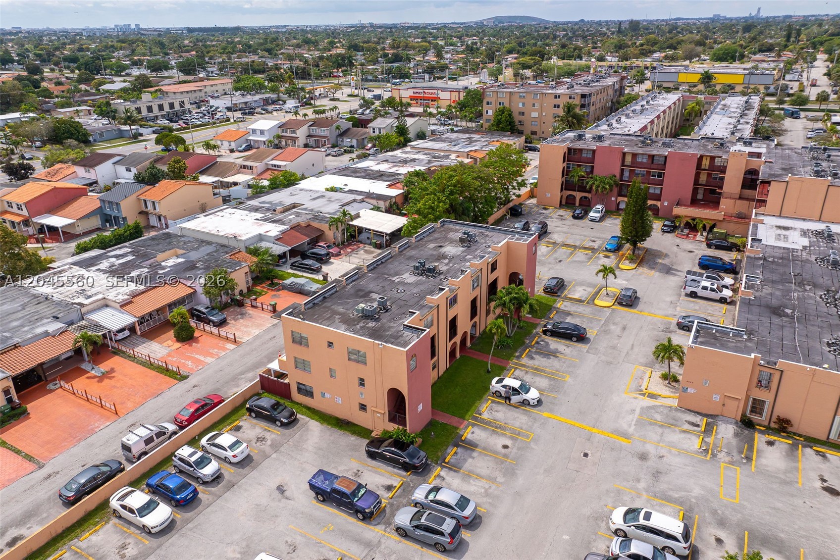 WESTLAND MANORS EAST COND - Residential