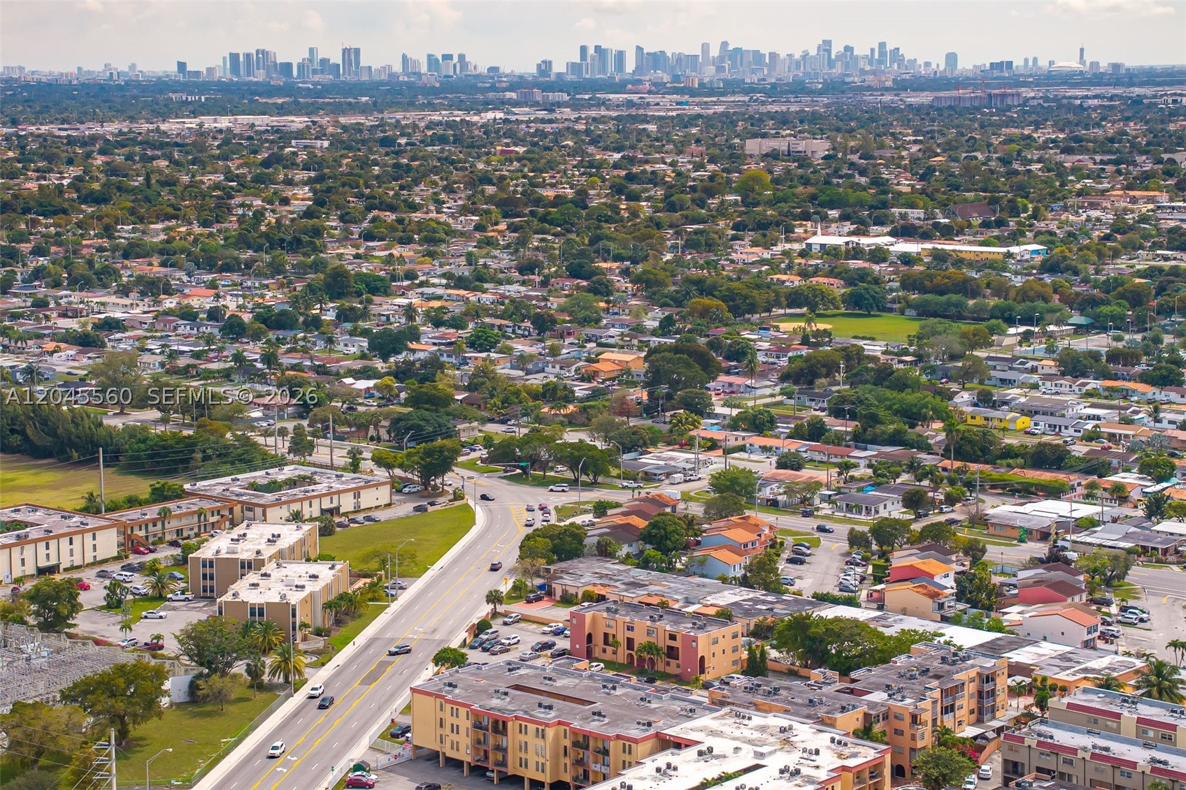 WESTLAND MANORS EAST COND - Residential