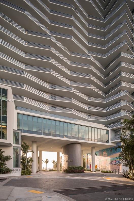 BRAND NEW APARTMENT, BEAUTIFUL VIEWS OF THE BAY AND MIAMI BEACH FROM THE 17th FLOOR, ALL PORCELAIN FLOORS, CLOSETS BUILT OUT, MODERN SHADES AND BLINDS, TOP OF THE LINE FINISHES. THE NEWEST BUILDING OF MIAMI.