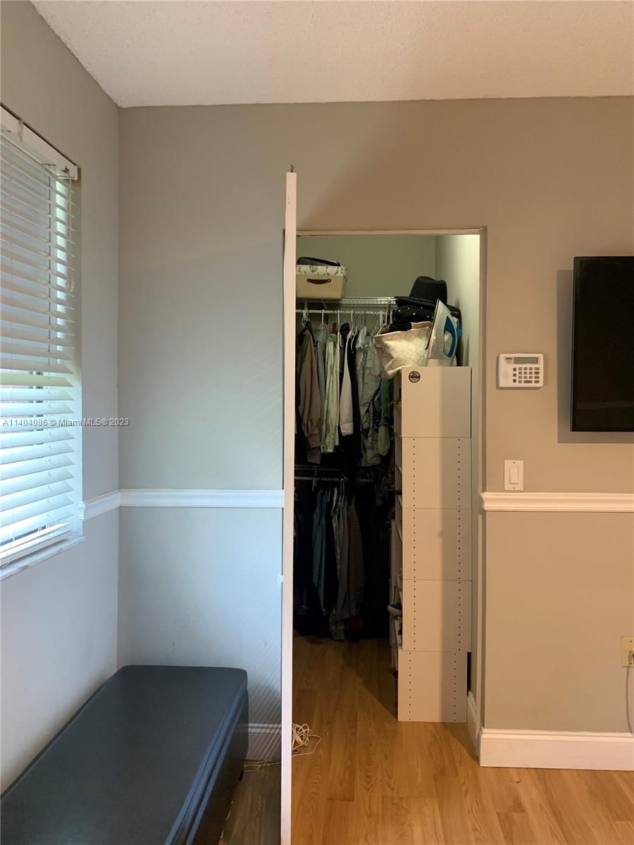 GREENGLADES CONDO 19 - Residential Lease