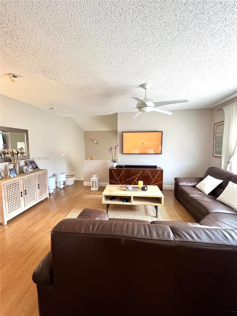 GREENGLADES CONDO 19 - Residential Lease