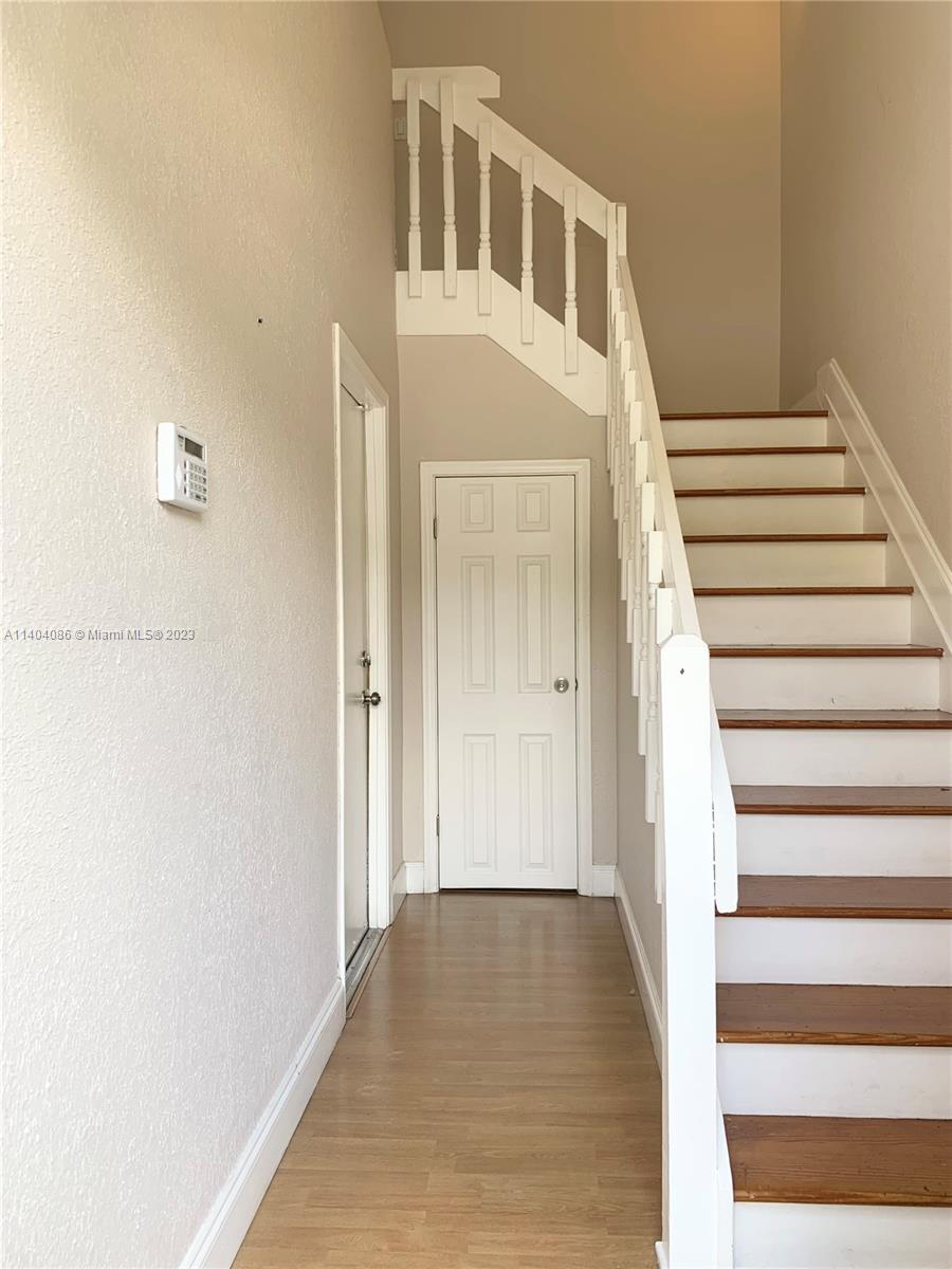 GREENGLADES CONDO 19 - Residential Lease