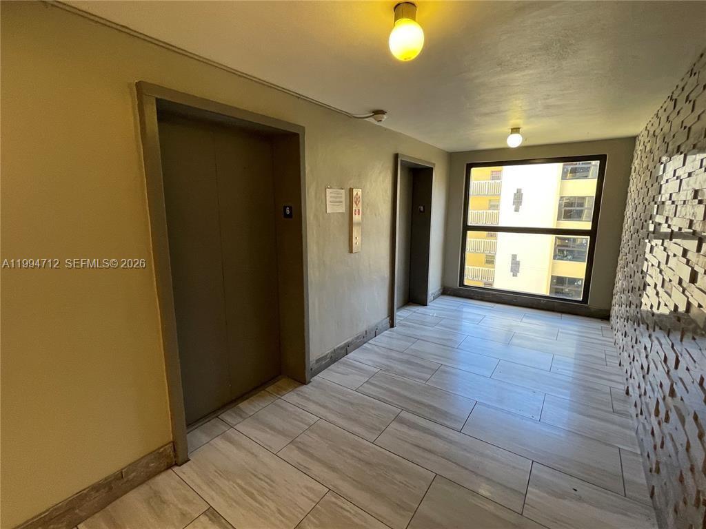 PARKWAY TOWERS BLDG 1 - Residential