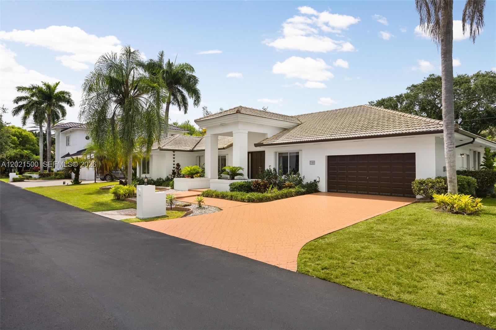 OLD CUTLER PALMS - Residential