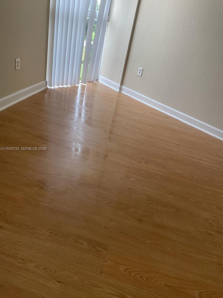 LAS BRISAS@ COUNTRY CLUB - Residential Lease