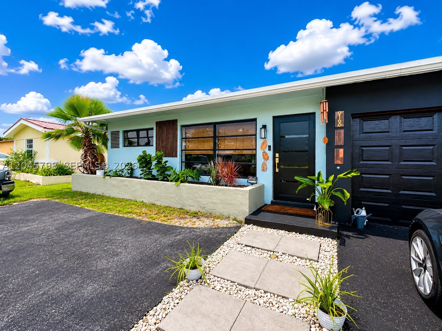 SUNRISE GOLF VILLAGE SEC - Residential