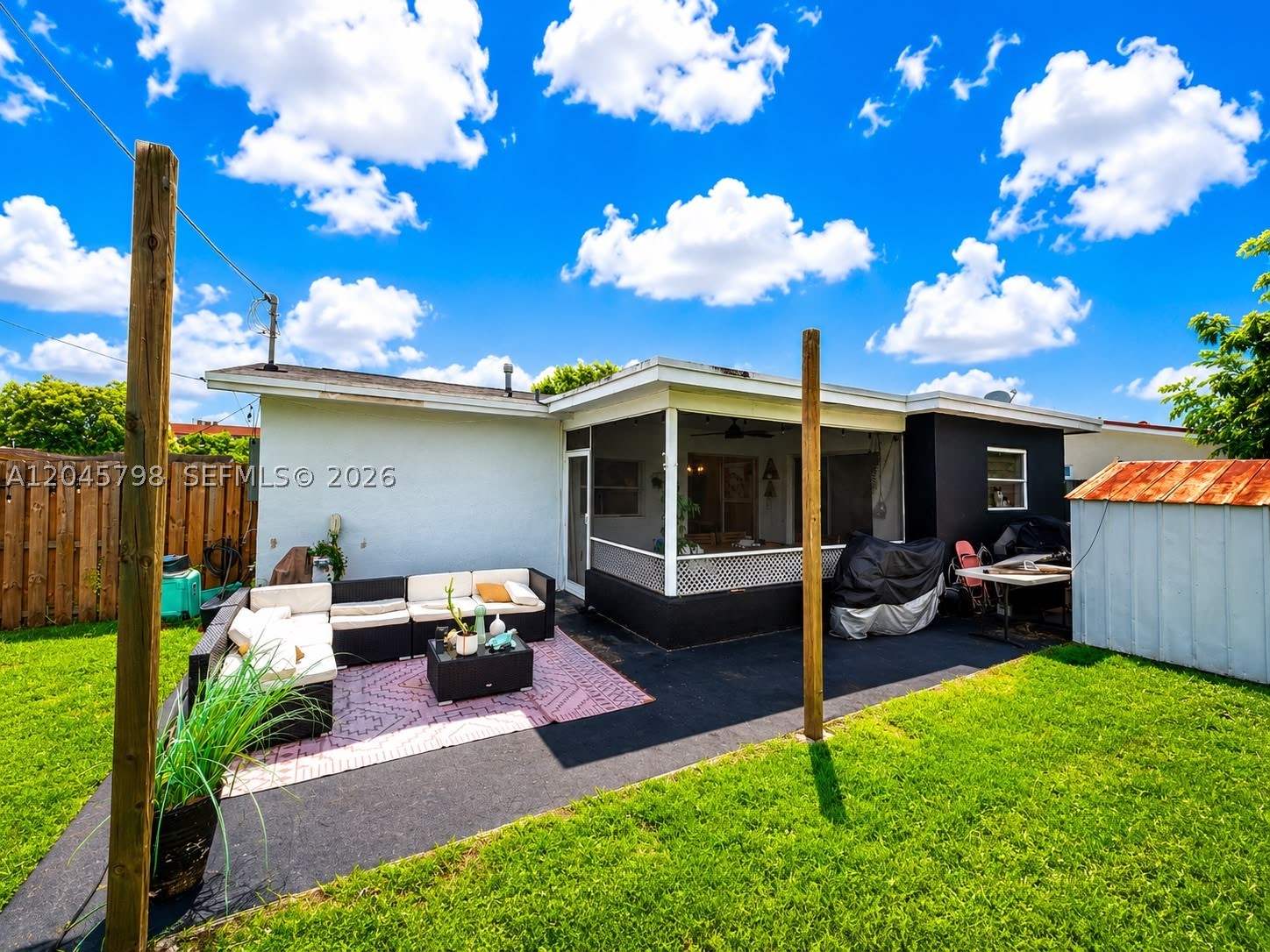 SUNRISE GOLF VILLAGE SEC - Residential
