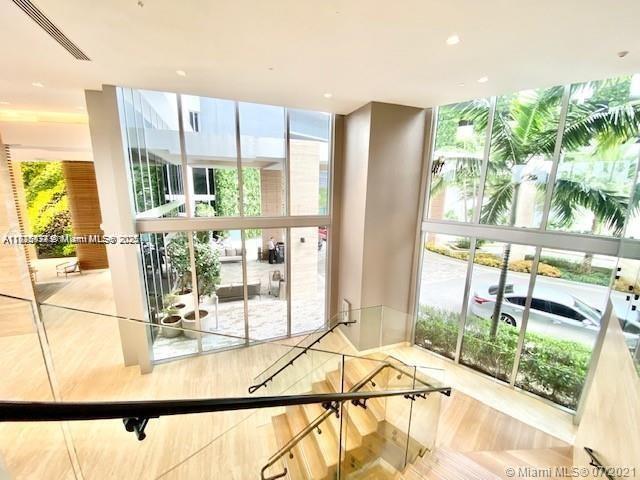 THE HARBOUR NORTH CONDO - Residential