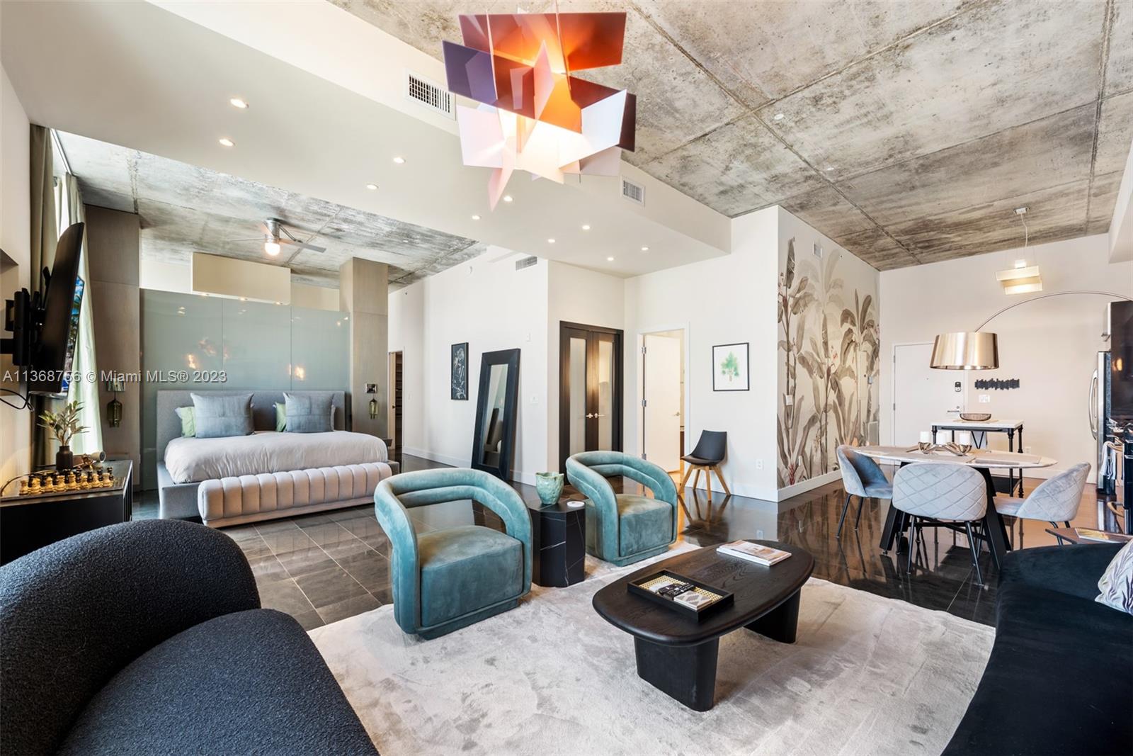 THE MERIDIAN CONDO - Residential Lease